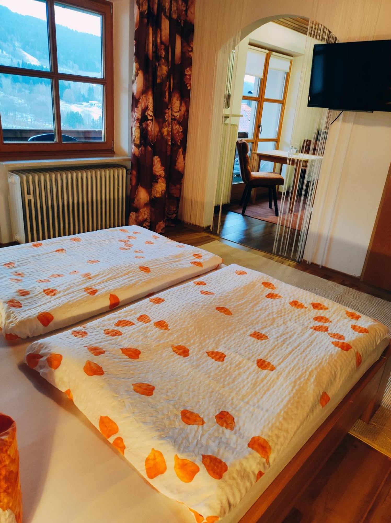 Gasthof Oberer Wirt Elisabethszell Luaran gambar